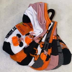 Disney HALLOWEEN Minnie Mouse socks.